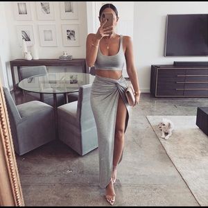 skirt set (arrive before Christmas )